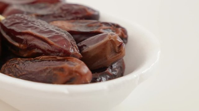 تصویر 4 از خرما مضافتی تازه برداشت شده از دل باغ های ویژه